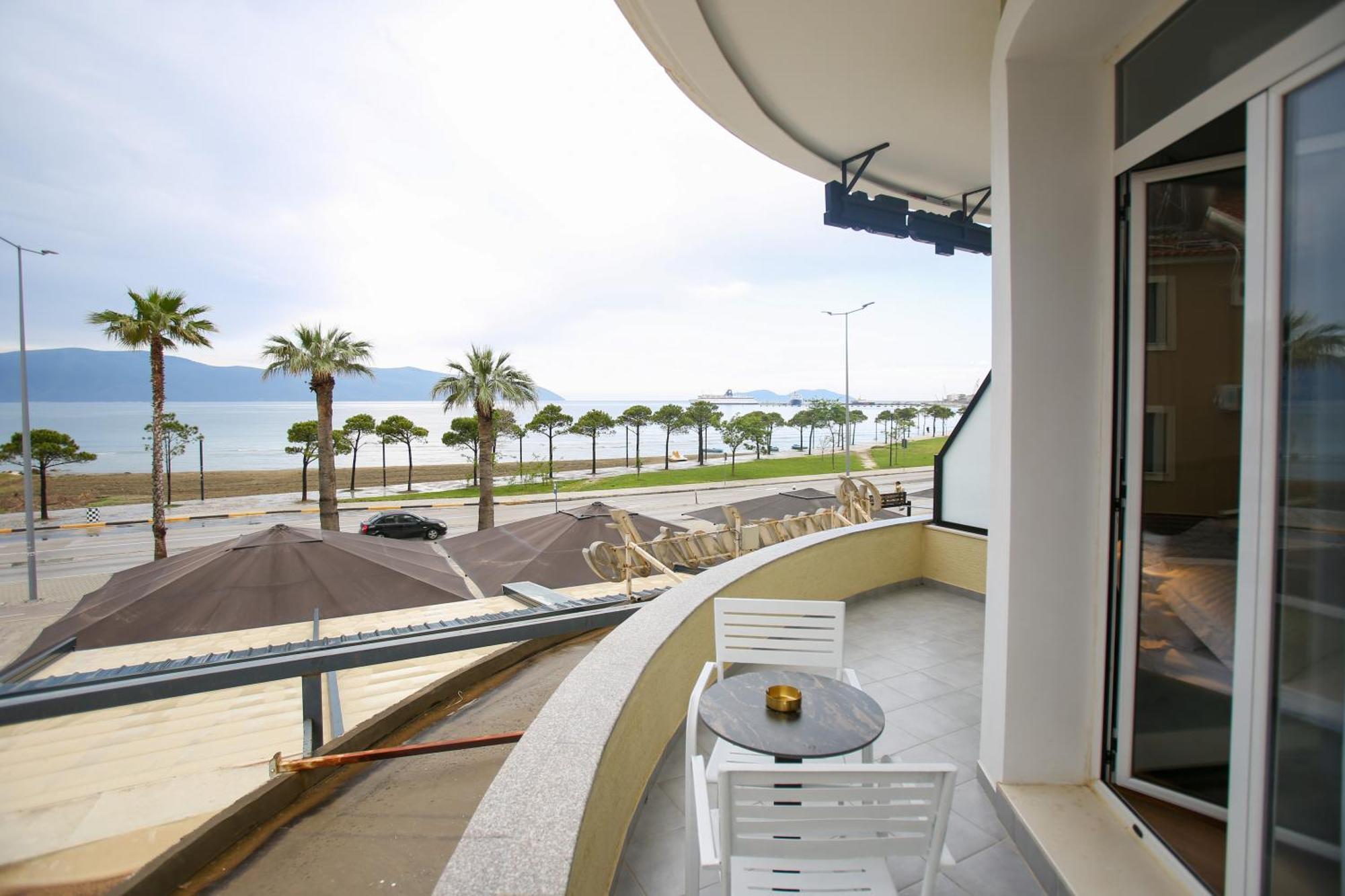 Vala Boutique Hotel Vlore Ngoại thất bức ảnh