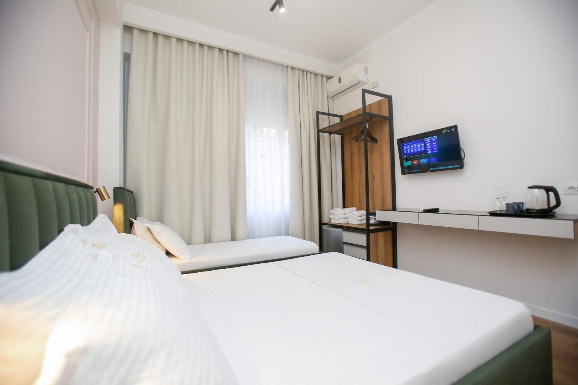 Vala Boutique Hotel Vlore Ngoại thất bức ảnh
