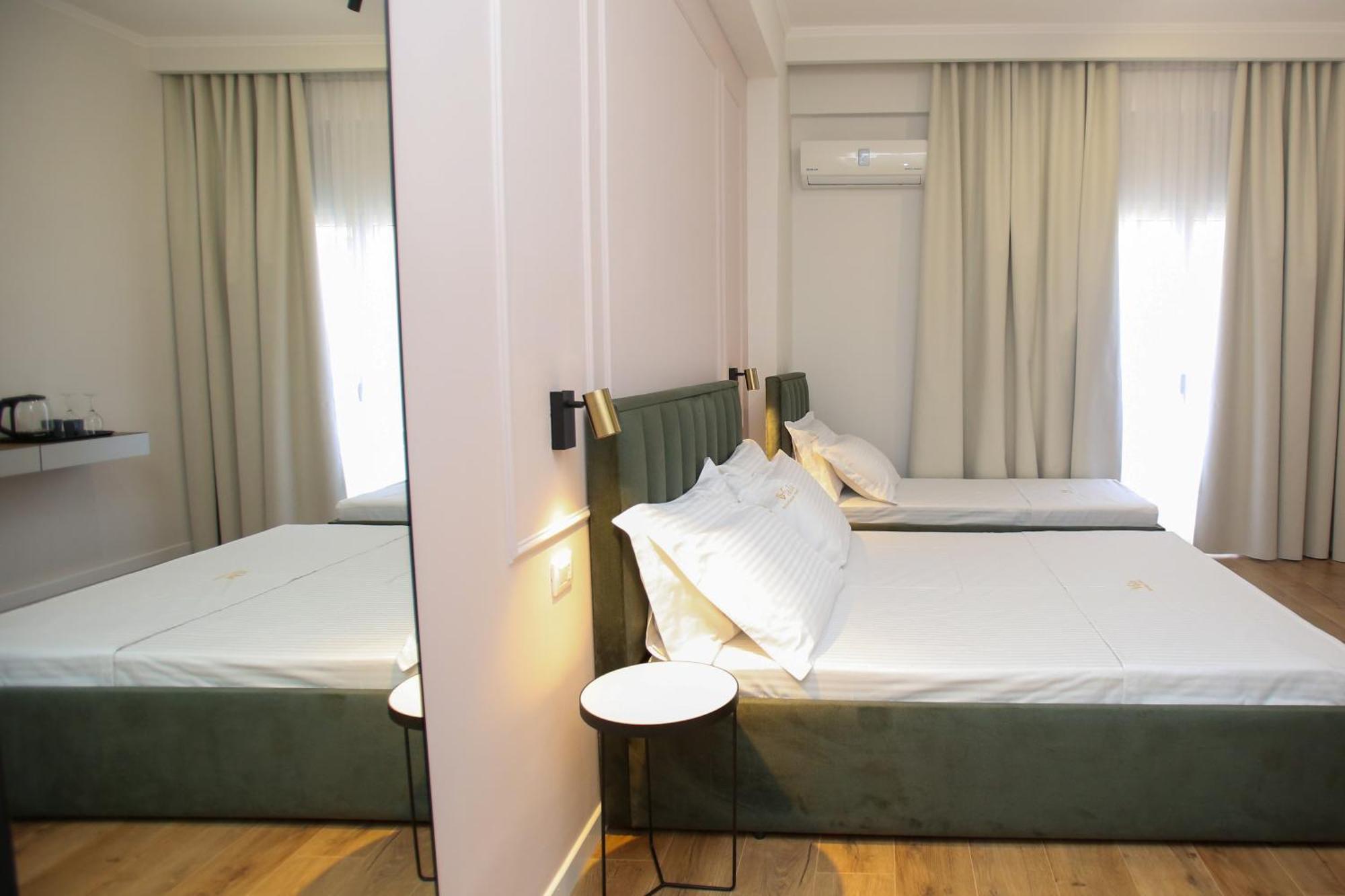Vala Boutique Hotel Vlore Ngoại thất bức ảnh