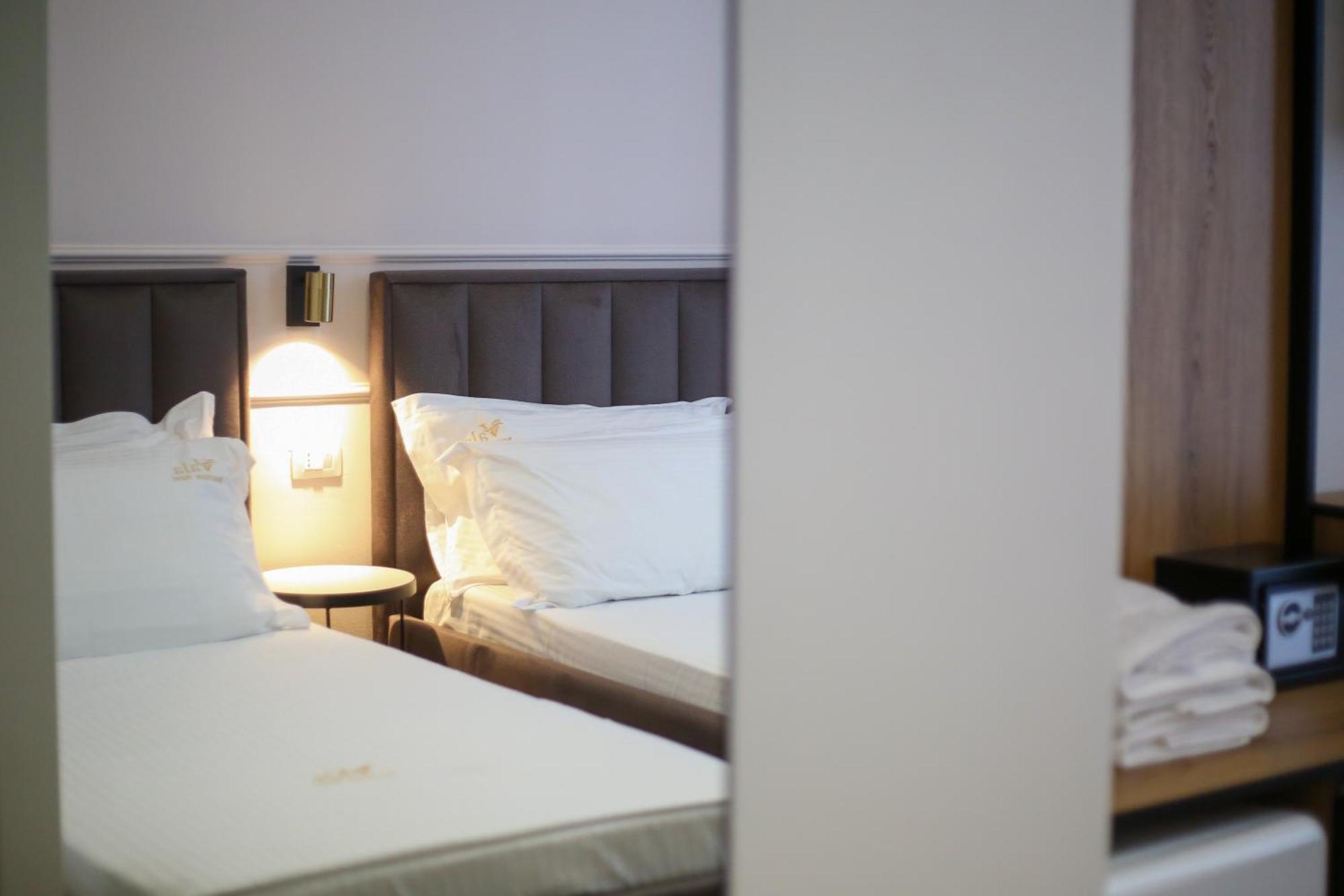Vala Boutique Hotel Vlore Ngoại thất bức ảnh