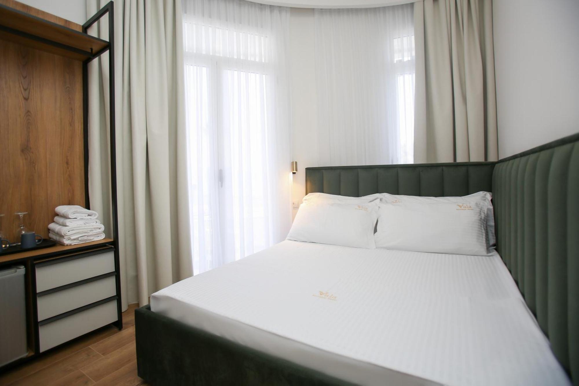 Vala Boutique Hotel Vlore Ngoại thất bức ảnh