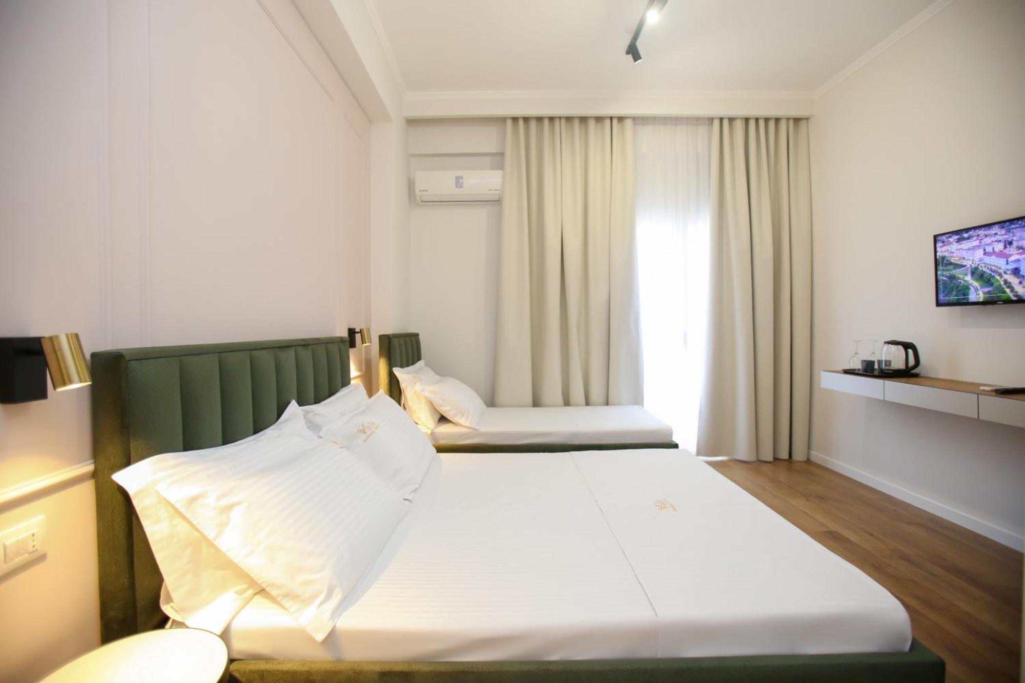 Vala Boutique Hotel Vlore Ngoại thất bức ảnh